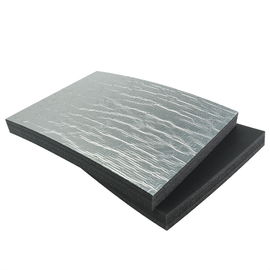 Materielle Dichte 28-300kg/m3 Aluminiumfolie-Dach-reflektierender Isolierungs-Schaum LDPE