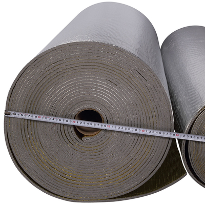 Reine Aluminiumfolie 4mm XPE Folie Wärmebarriere XPE Schaumfolie Aluminium Rollen Zellisolierung Dachschild Strahlungsbarriere