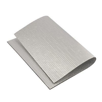 China Maßgeschneiderte Größe Ac Isolierung Rohr geschlossene Zelle Schaum Roll Weiß PE Schaumblech Aluminiumfolie Polyethylen Schaum R Wert