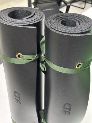 Leichte wasserdichte bequeme Camping-Luftmatratze, weich gepolstertes tragbares Luftpolster mit verstellbaren Schultergurten, ideal für Outdoor-Wanderungen, Rucksacktouren und Reiseaktivitäten