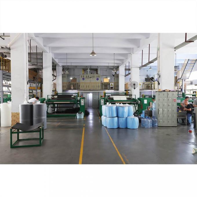 Großhandel Doppelklappmatten Weiße Aluminiumfolie geschlossene Zelle IXPE XPE Schaumstoff Schlafkissen für wasserdichtes Campen 2 Personen 13