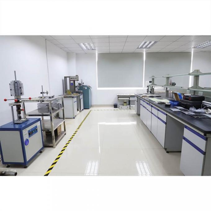 Großhandel Doppelklappmatten Weiße Aluminiumfolie geschlossene Zelle IXPE XPE Schaumstoff Schlafkissen für wasserdichtes Campen 2 Personen 17